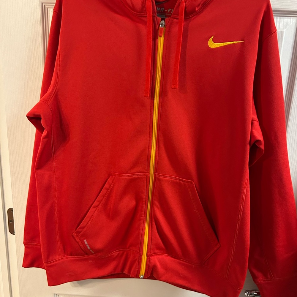 Nike Mens Therma-Fit Red Sweatshirt